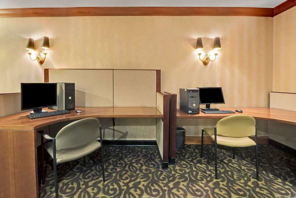 Clarion Hotel Park Central Dallas Kemudahan gambar